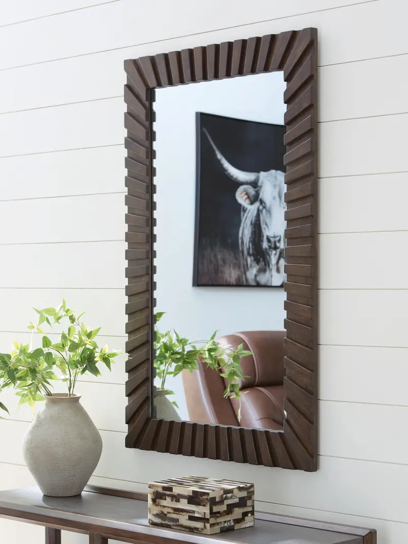 Advin Round Accent Mirror By Ashley Express 1