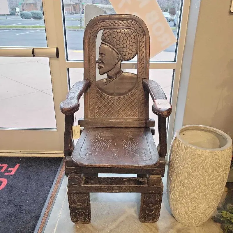 African-Inspired Accent Chair – Handcrafted Wood Frame & Textured Upholstery 1
