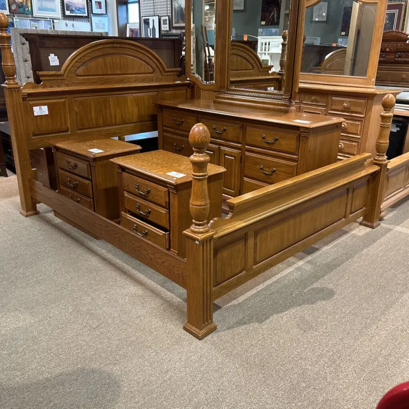American Drew Oak King Bedframe – Classic Sleigh-Style Wooden Platform (Khk) 1