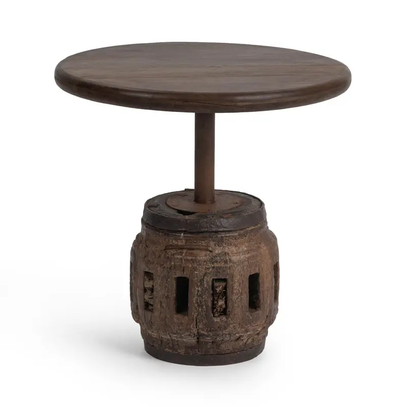 Amira Sleek Accent Table 1
