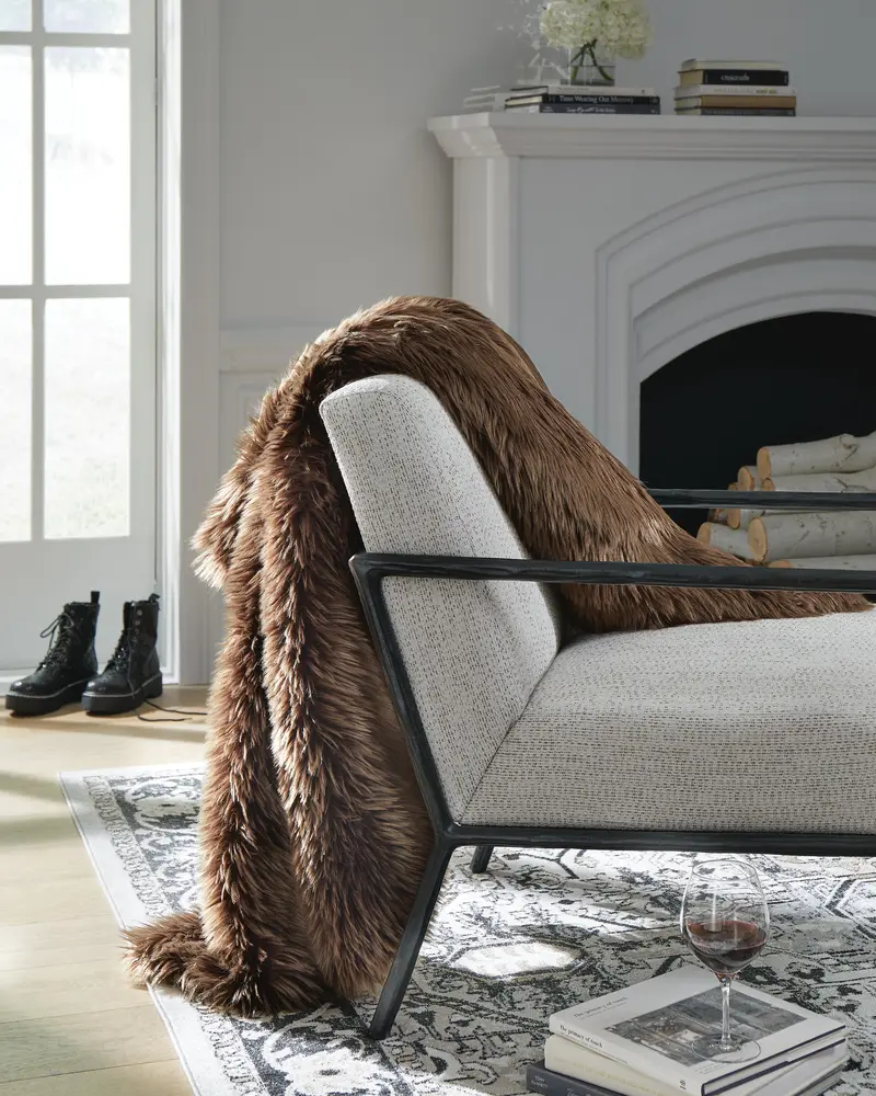 Ashley Express Bellethrone Knit Throw Blanket 1