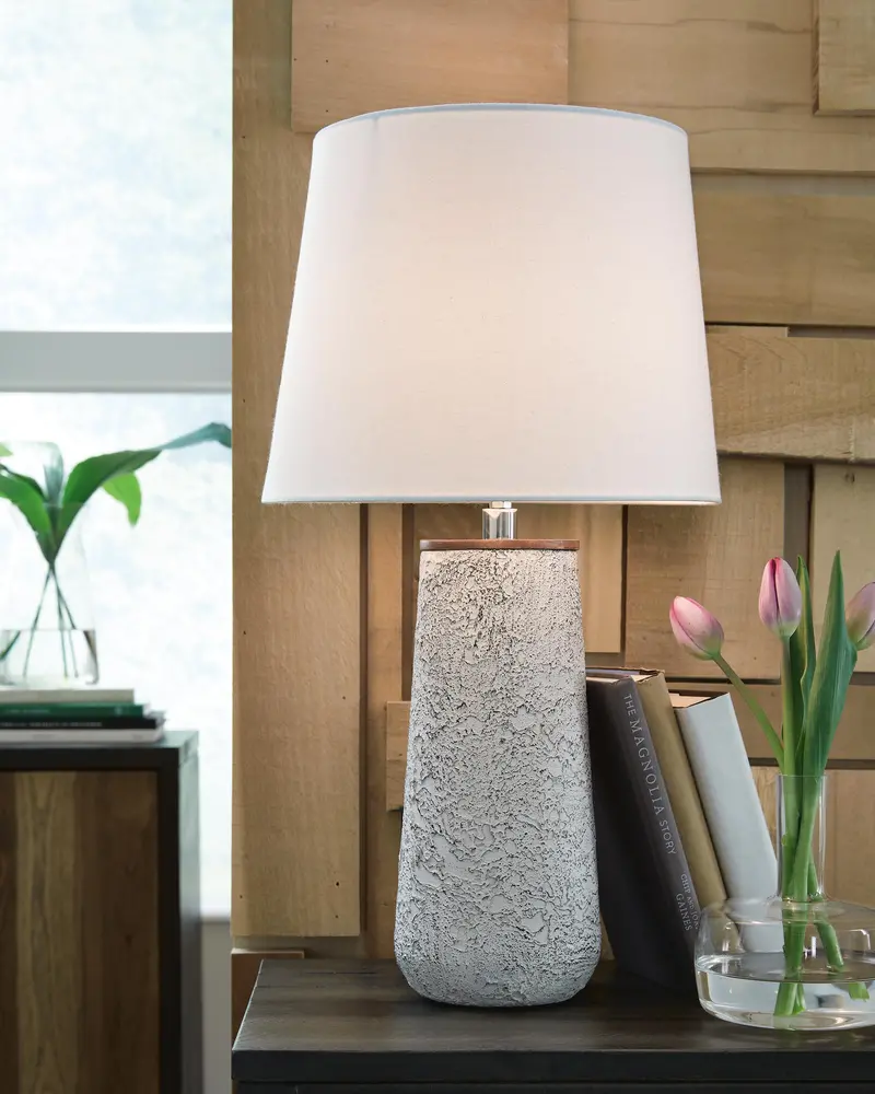 Ashley Express Chaston Metal Table Lamp (2-Pack) 1