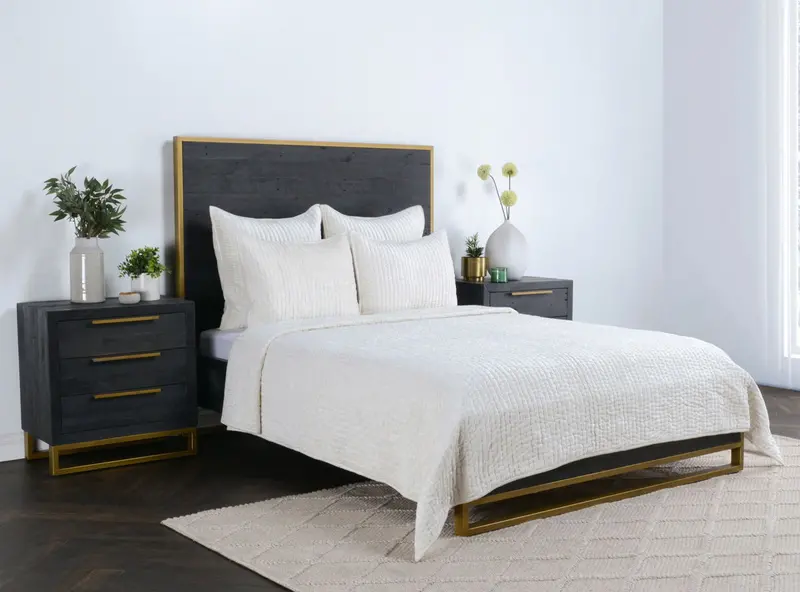 Bari Luxe Velvet Quilt Set 1