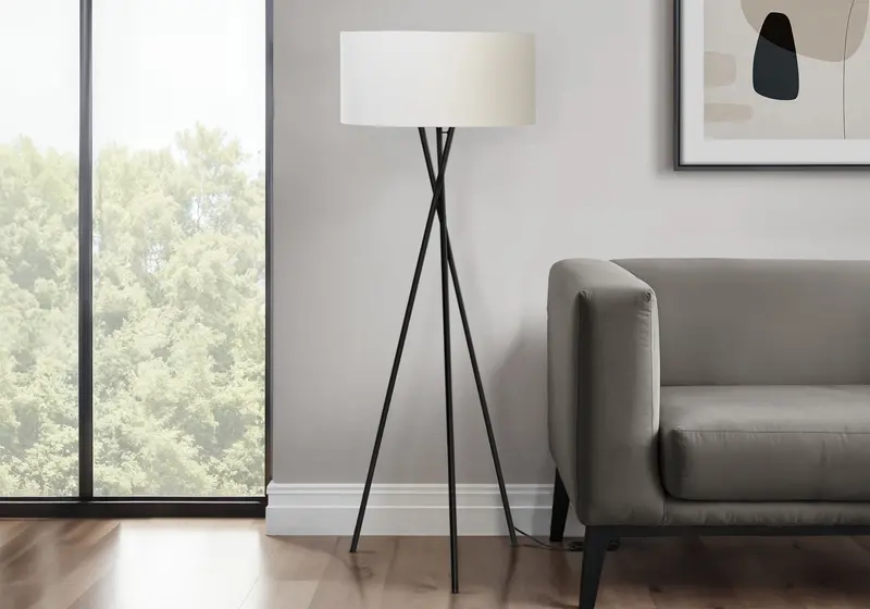Black Floor Lamp For Minimalist Interiors 1