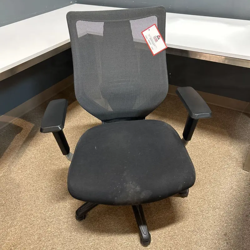 Black Mesh-Back Ergonomic Office Chair With Adjustable Height And Tilt 1