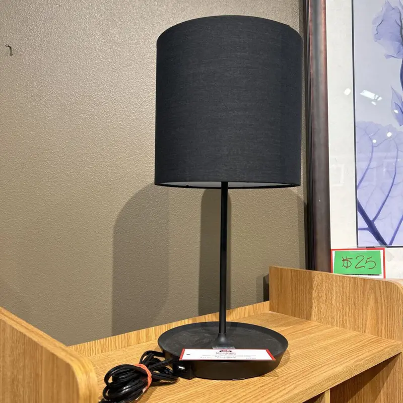 Black Round Table Lamp With Base Accent 1