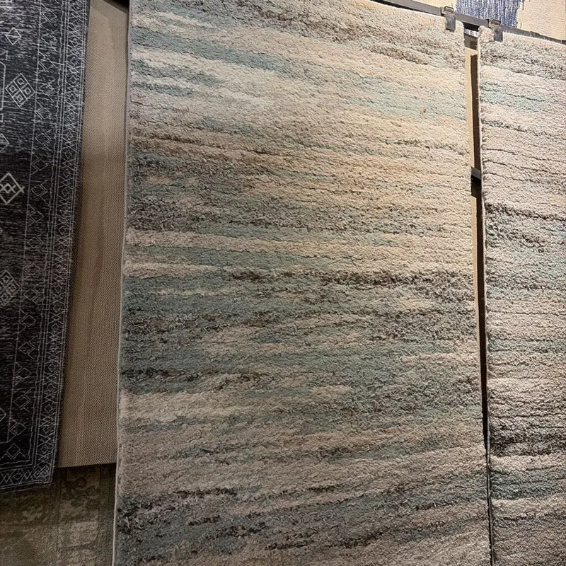 Compact Light Blue And White Area Rug (Kl) 1