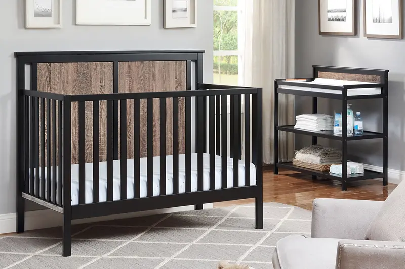 Connelly 4-In-1 Convertible Crib – Crib, Toddler Bed, Daybed & Full Bed 4