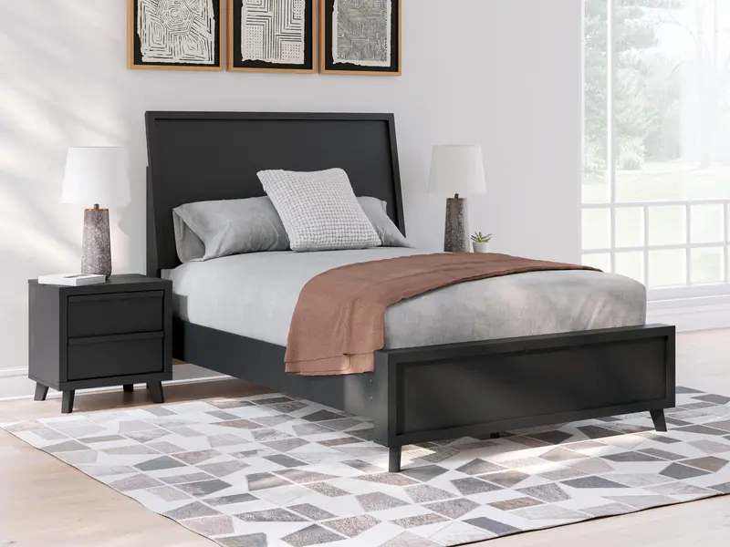 Danziar Full-Size Panel Bed – Ashley Express Collection 1