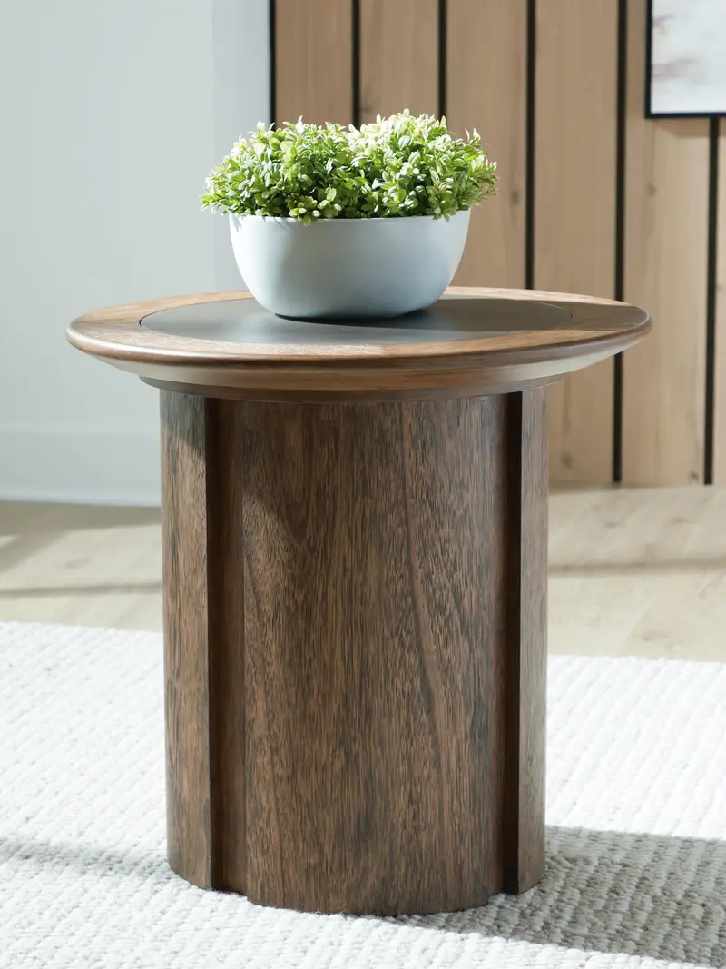 Dontayne Round Accent Table – Ashley Express Series 1