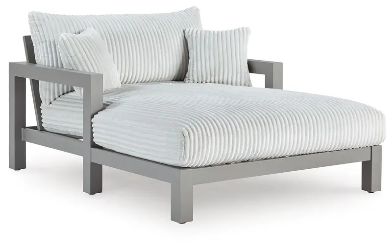 Hurley Park Chaise Lounge With Removable Cushion 1