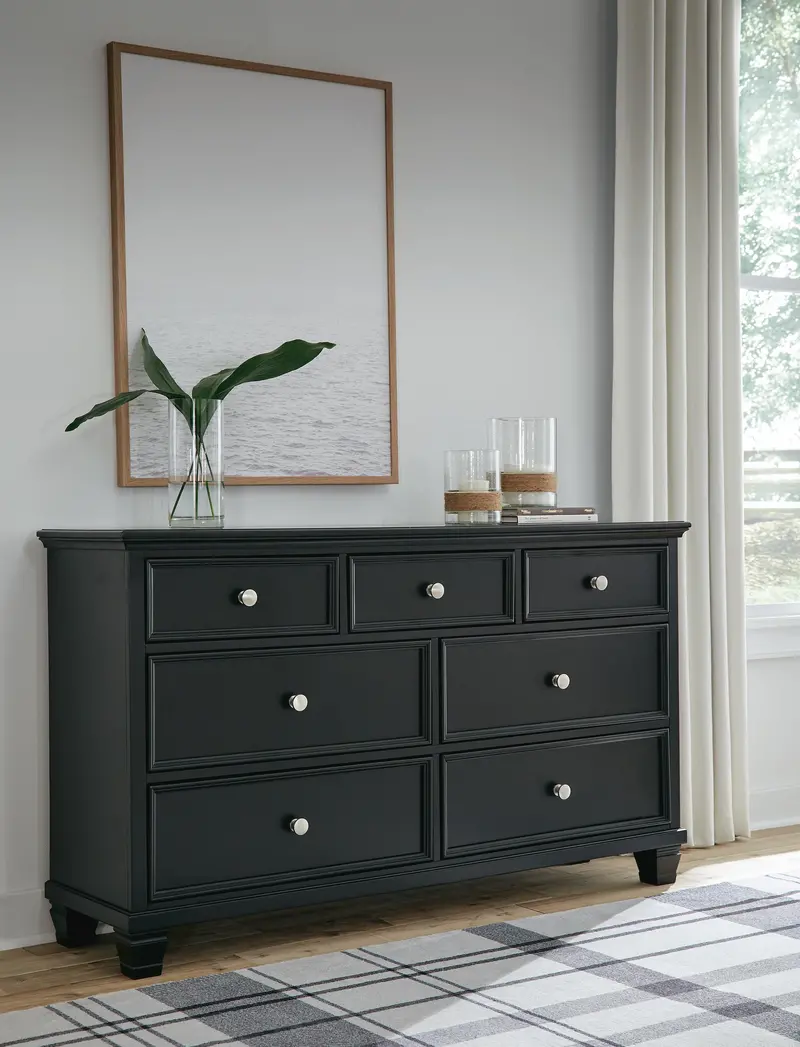 Lanolee Six-Drawer Dresser 1