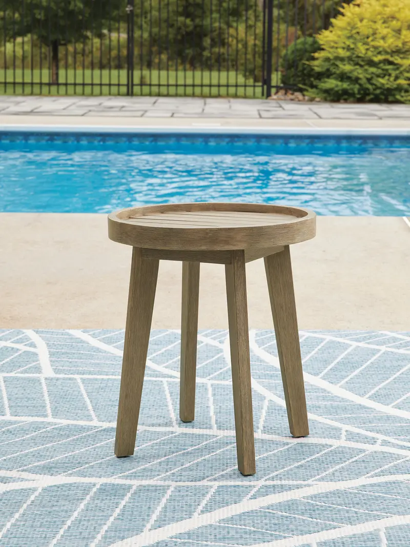 Marina Sun Round End Table – Ashley Express 1