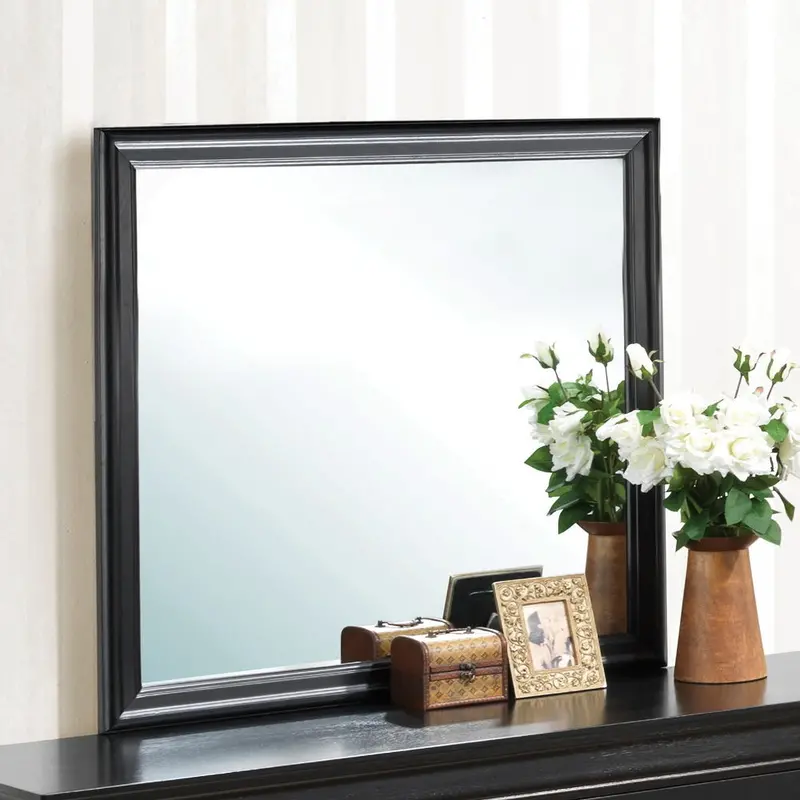 Minimalist Black Wall Mirror 1