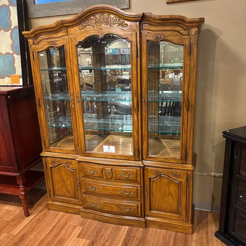 Ornate Two-Piece Oak Hutch Set (Klh) 1