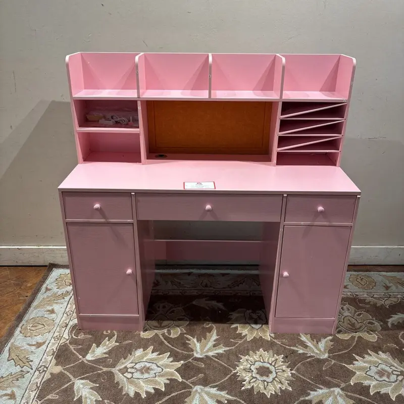 Pink Children’S Desk And Chair Set – Solid Wood Construction (Bmh) 1