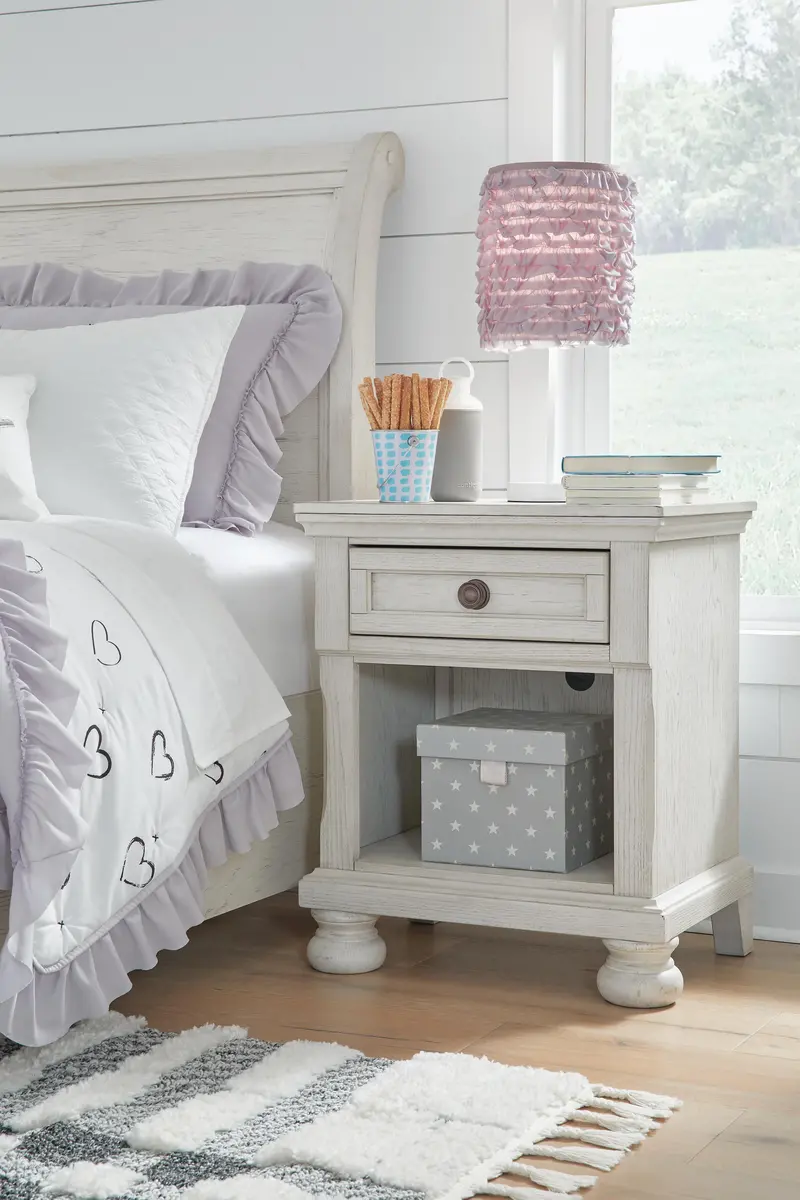 Robbinsdale One-Drawer Nightstand – Ashley Express 1