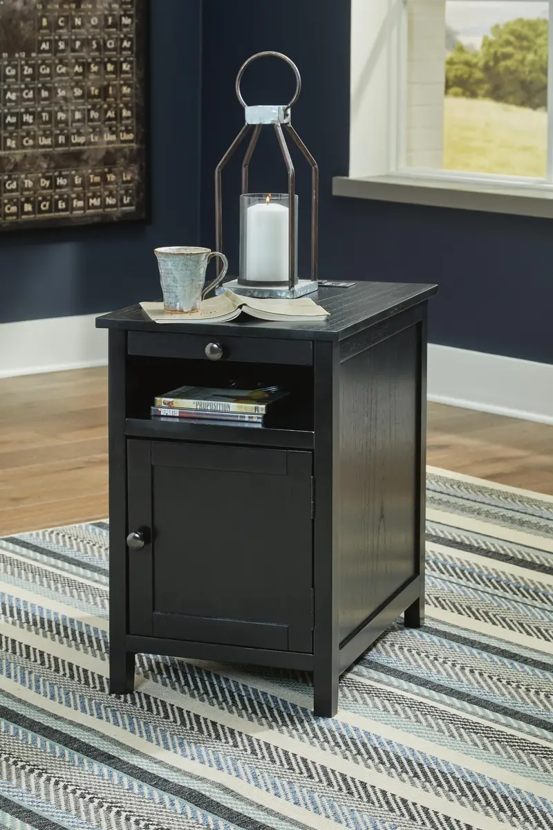 Treytown Chair-Side End Table By Ashley Express 1