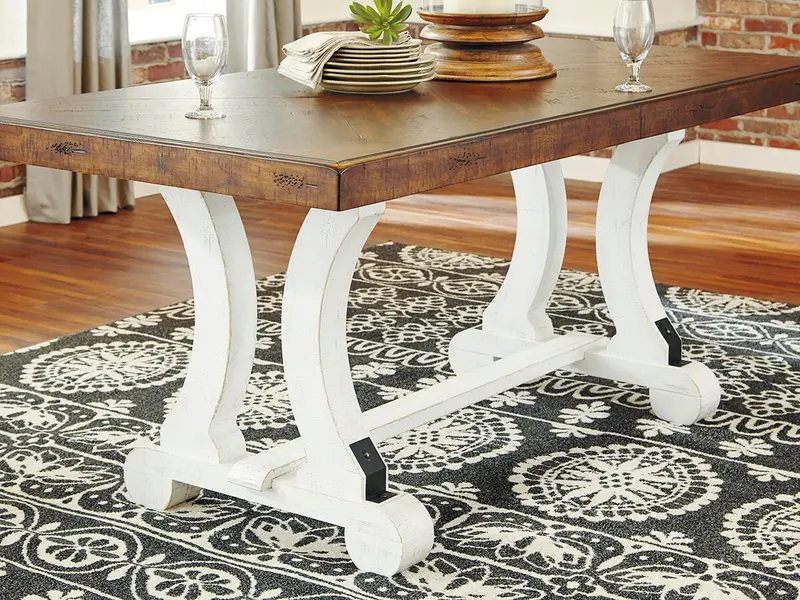 Valebeck Solid Wood Rectangular Dining Table For 6–8 Guests 1